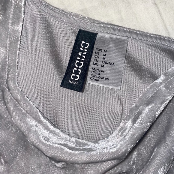 DIVIDED By H+M Velvet Spaghetti Strap Tank - Picture 4 of 4